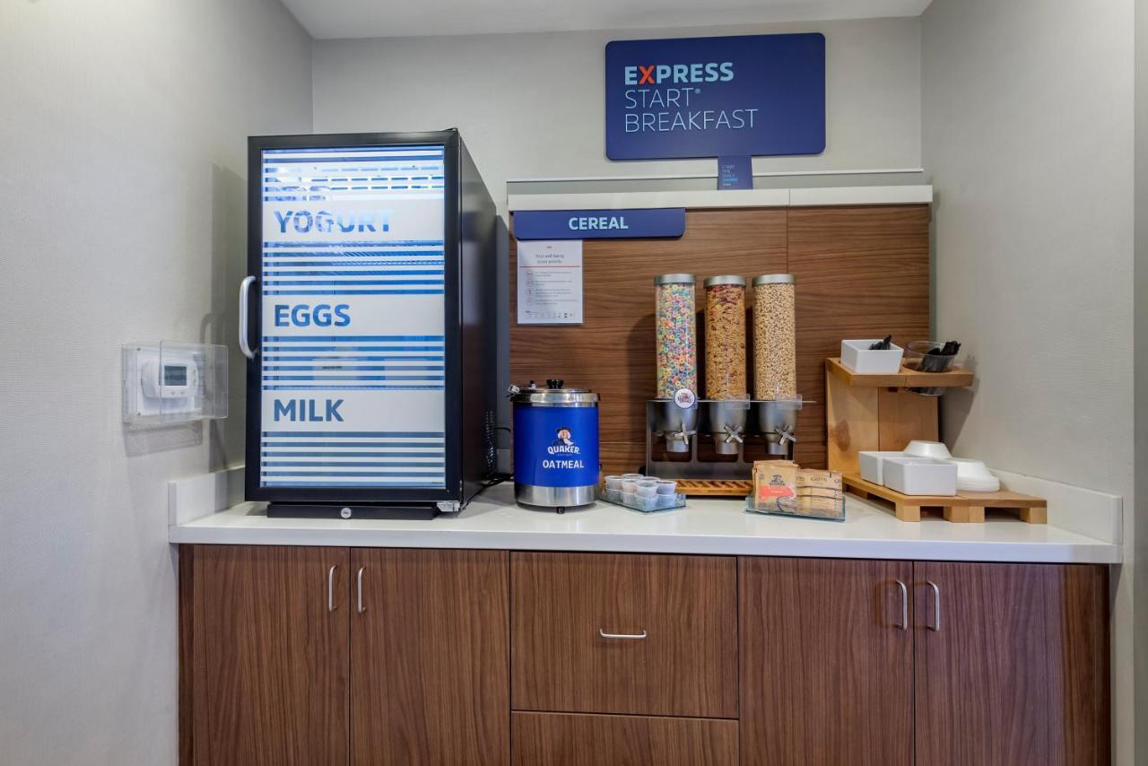 Holiday Inn Express Charlotte West - Gastonia By Ihg Dış mekan fotoğraf