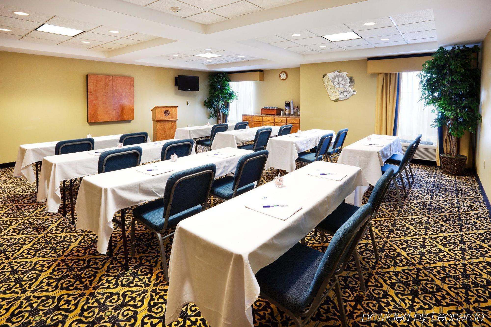 Holiday Inn Express Charlotte West - Gastonia By Ihg Konforlar fotoğraf